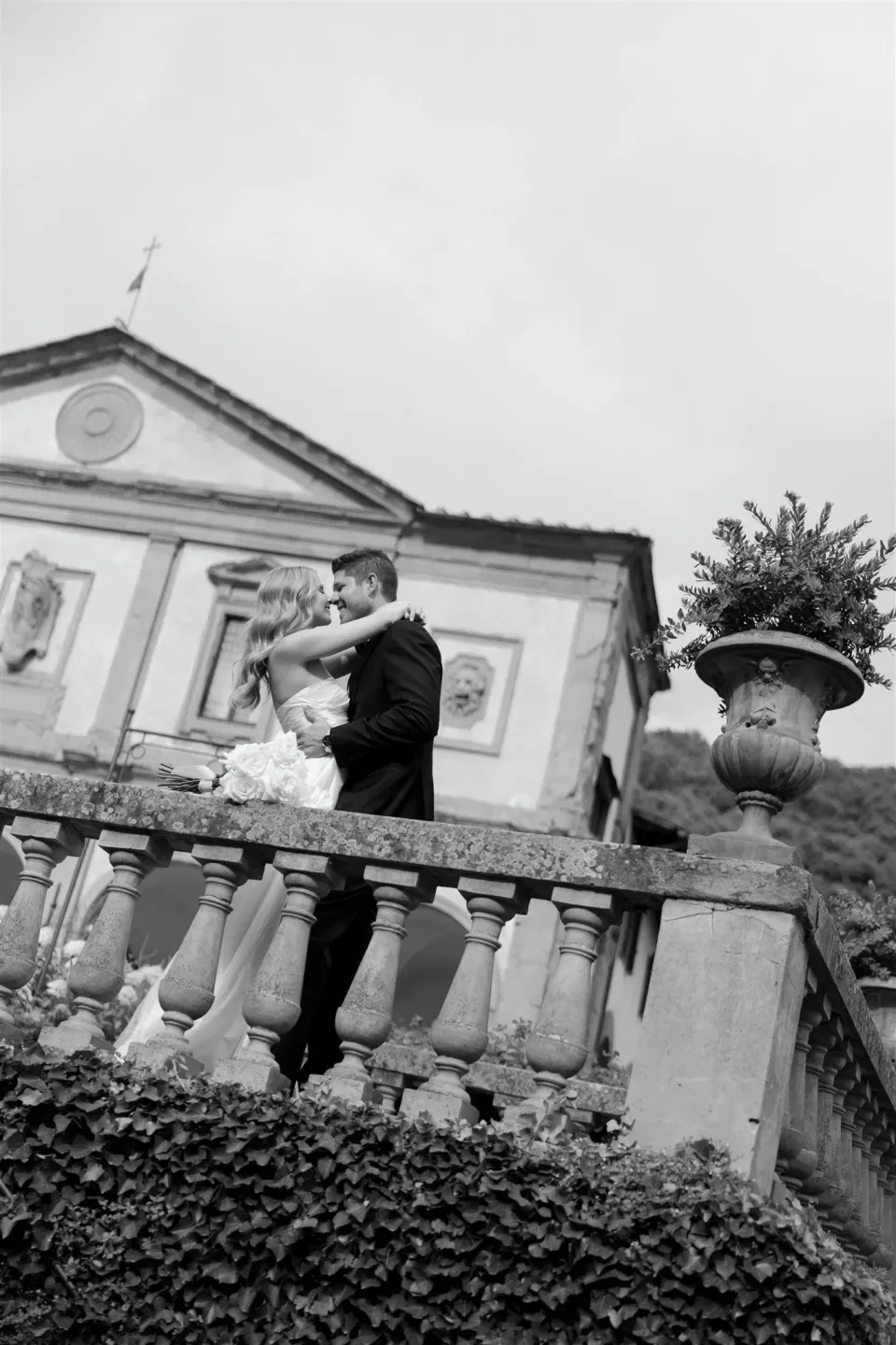 Florence, Tuscany, Italy, elopement with The Elopement Collective and House of Lucie plus celebrant Josh Withers
