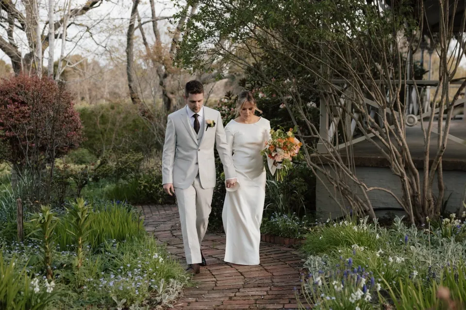 Maddy & Cameron’s Daylesford elopement — photograph 4