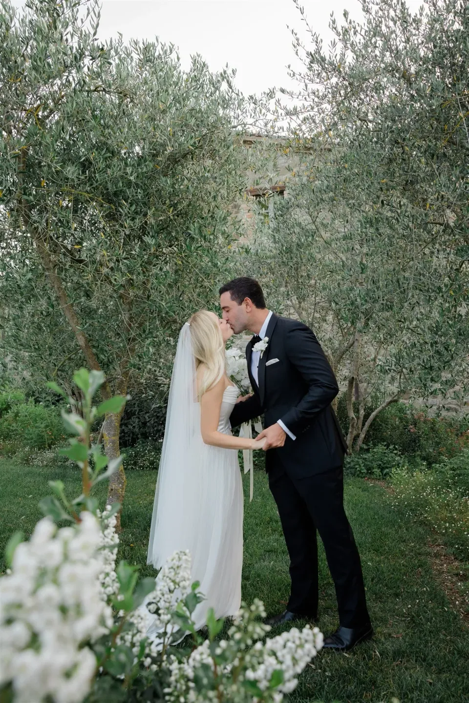 Elopement in Tuscany by the Elopement Collective at Vocabolo Moscatelli photographed by House of Love, featuring Josh Withers wedding celebrant.