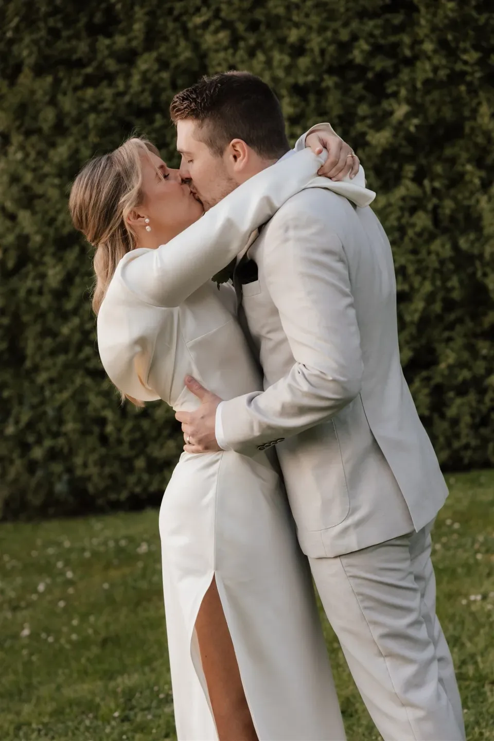 Maddy & Cameron’s Daylesford elopement — photograph 11
