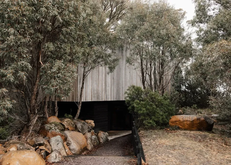 Pumphouse Point for Sarah and Jono's Tasmanian Elopement — photograph 18