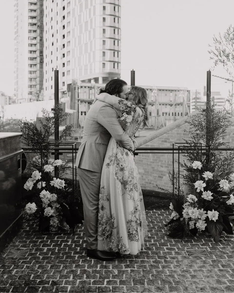 Victoria & Daniel in Brisbane — photograph 26